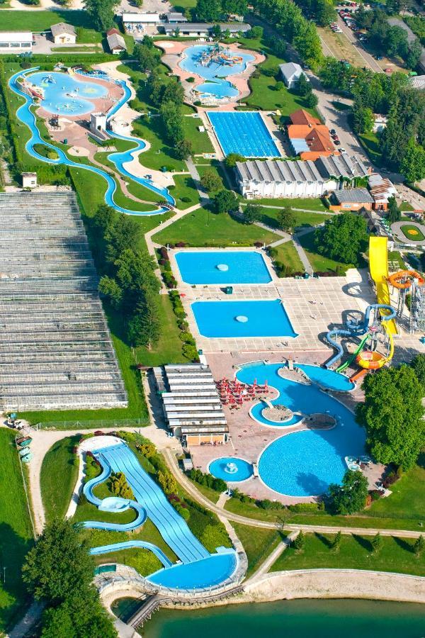 Mediteran Travel Mobile Homes In Camping Terme Catez Brežice 외부 사진