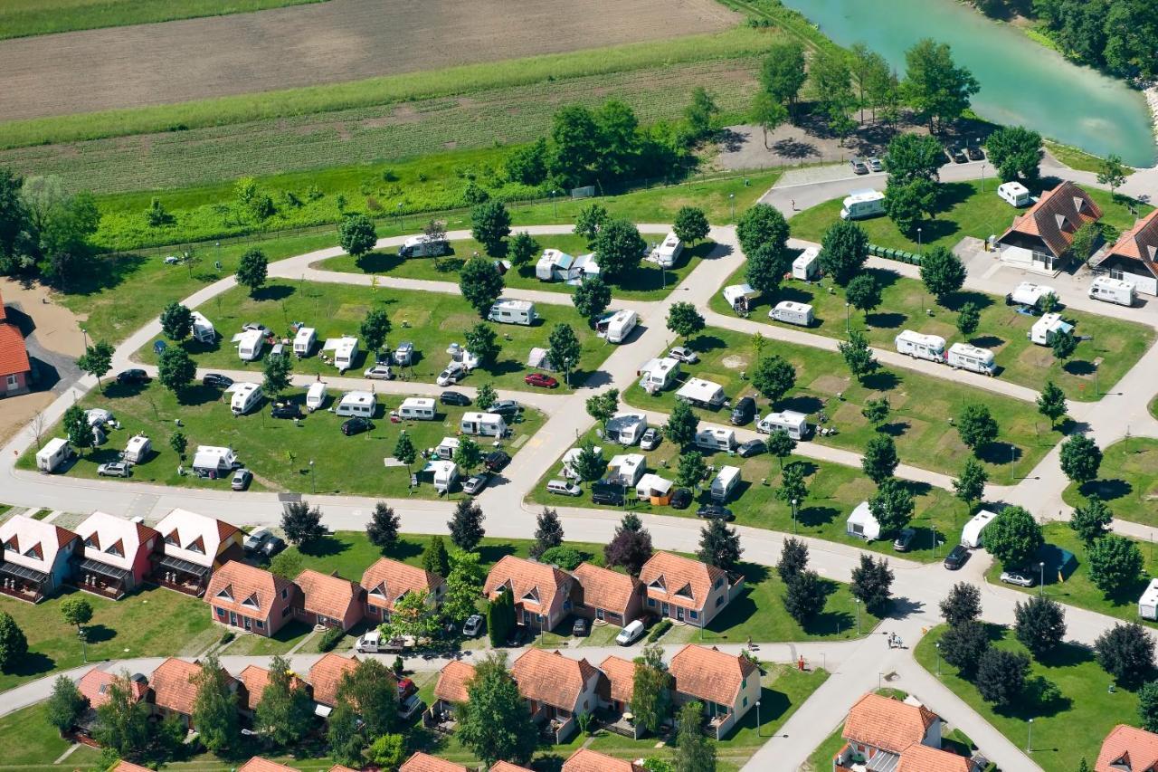 Mediteran Travel Mobile Homes In Camping Terme Catez Brežice 외부 사진